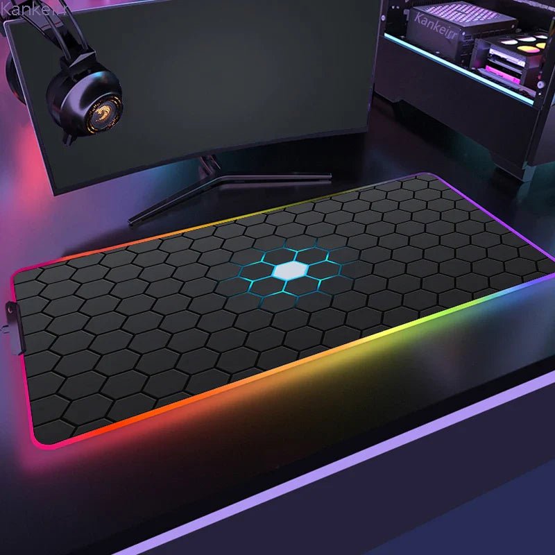 MousePads Gamer RGB de Borracha Antiderrapante (Geométrico) - BoostedBit - BoostedBit - Geométrico 3 - RGB 250x350x3mm -